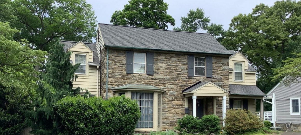 Asphalt Shingle Roof installed Glenside, PA, Montgomery Co., PA, Certainteed Landmark PRO Max shingles & EPDM Rubber Roofing, May 2022